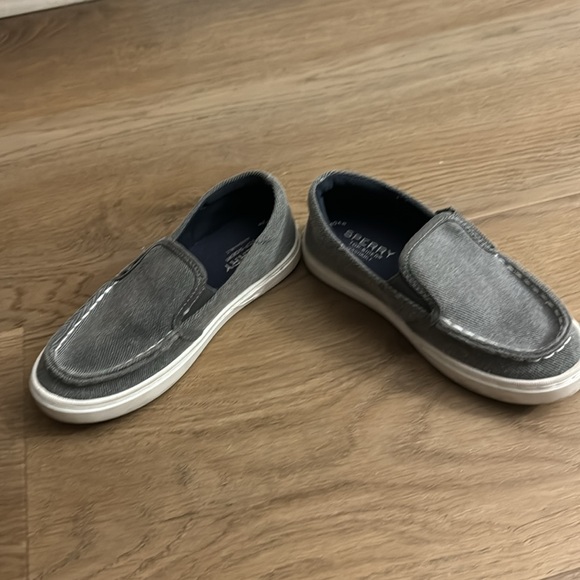 Kids Sperry Grey Loafer 11 - Picture 3 of 6